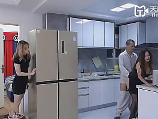 [Tianmei Media] Laic advanced AV daughter-in-law intrigues, father-in-law, double-flying element paint
